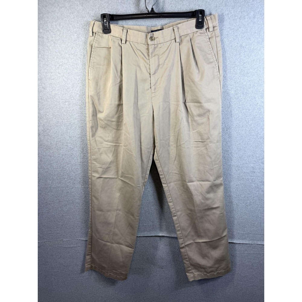 Dockers Pants Mens 36x32 Beige Pleated Classic Fit‎ Khakis Casual Chino Work